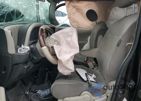 2012 Nissan Cube Base z USA, uszkodzony, nr VIN JN8AZ2KR4CT250303